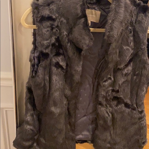 Faux fur vest - Picture 4 of 4